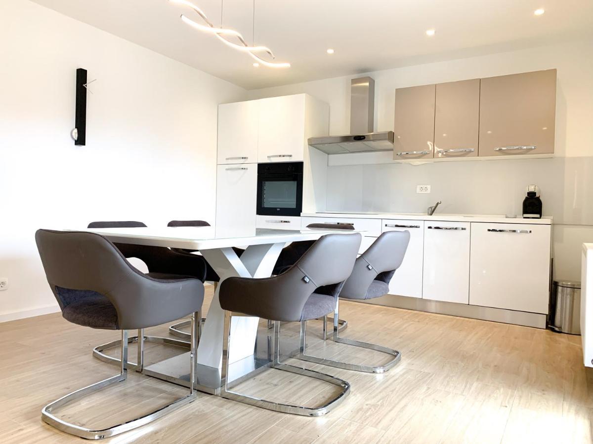 G Apartment ポドストラナ エクステリア 写真